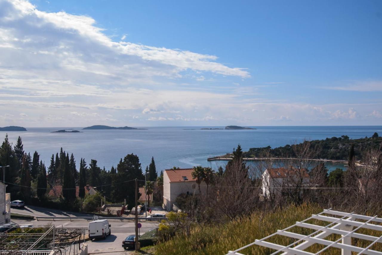 Aurora Seaview Apartment