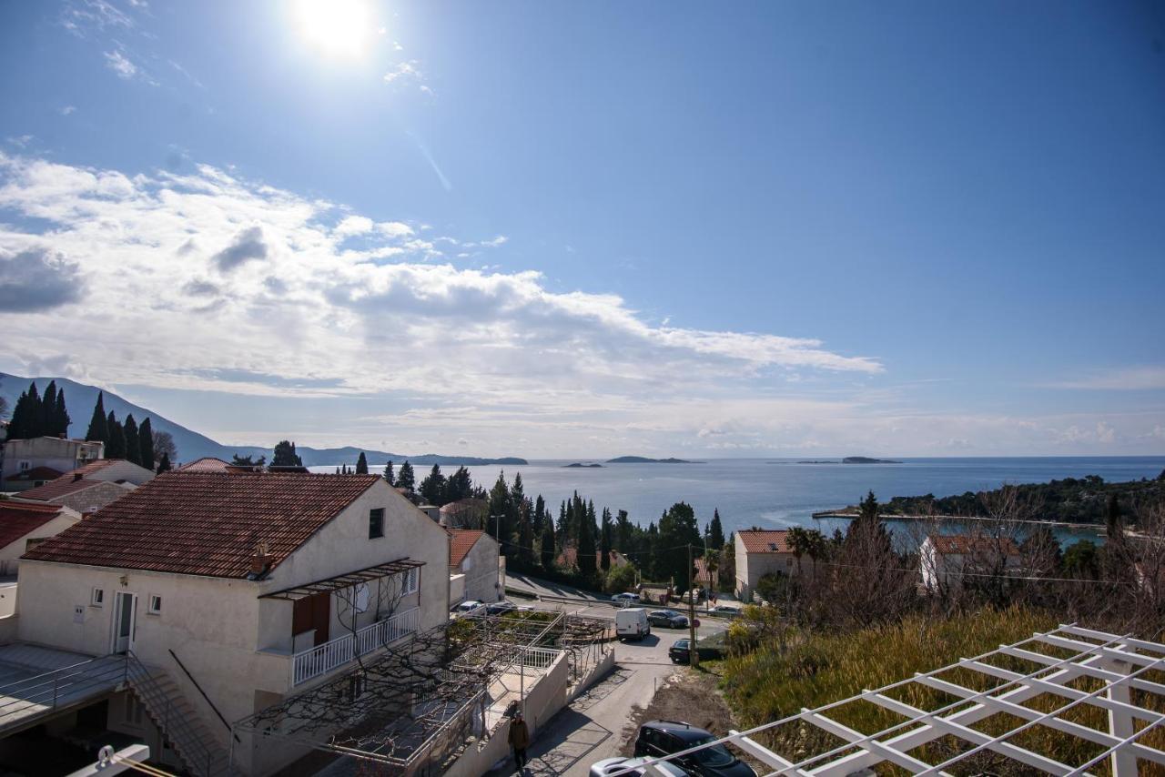 Apartment Aurora Seaview Mlini