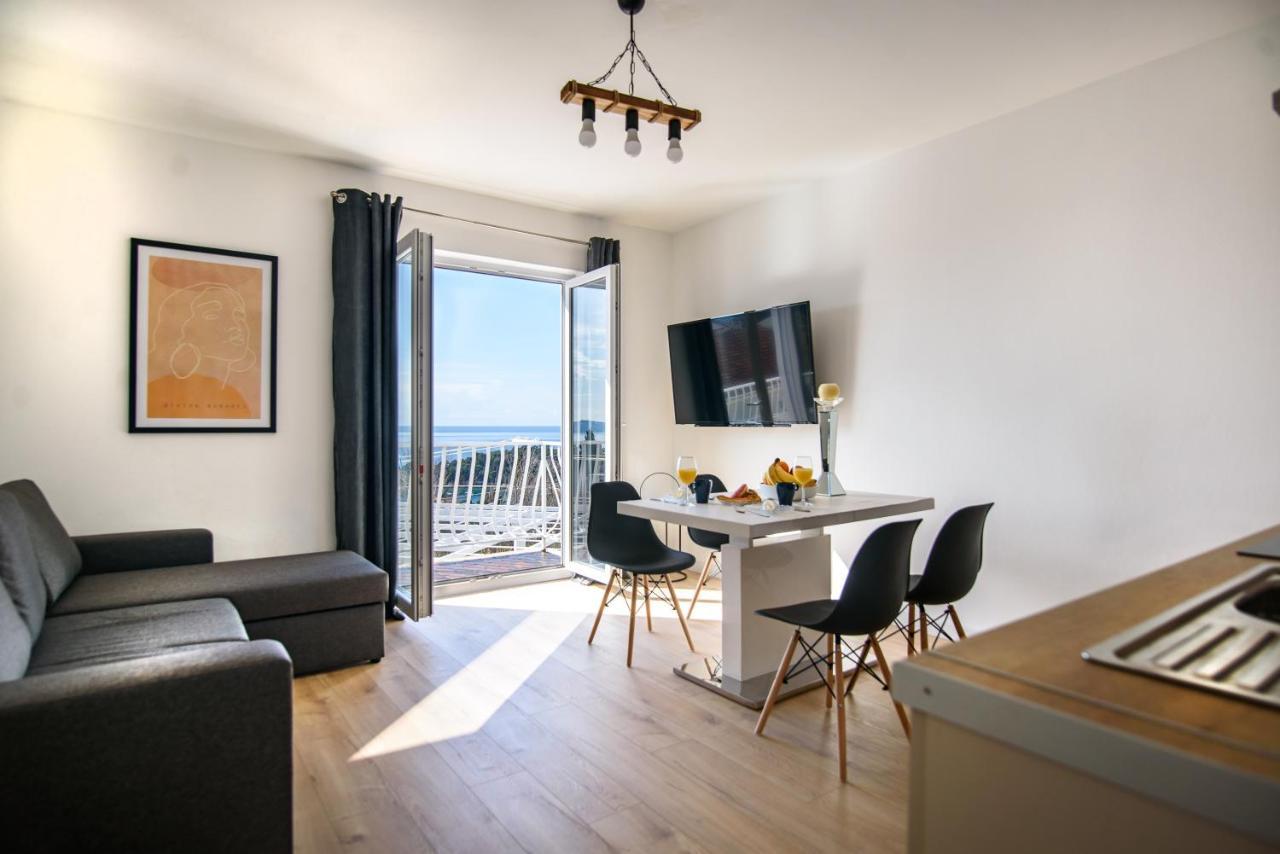 Aurora Seaview Apartment