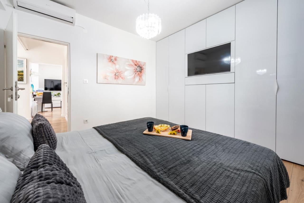 Aurora Seaview Apartment